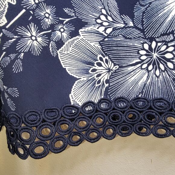 Sandra Darren Navy Floral sleeveless sheath dress size 18w - Picture 4 of 7